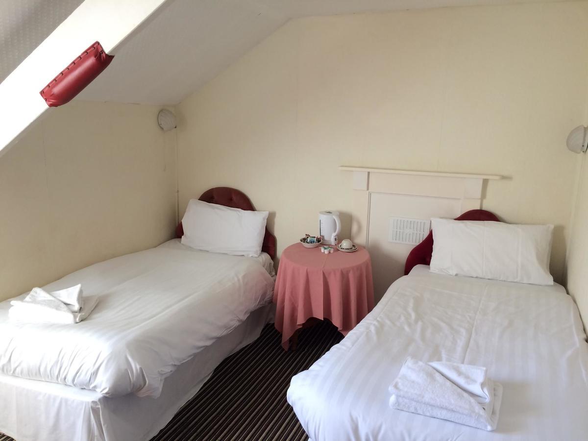 Lockyer House B&B พลีมัธ ภายนอก รูปภาพ